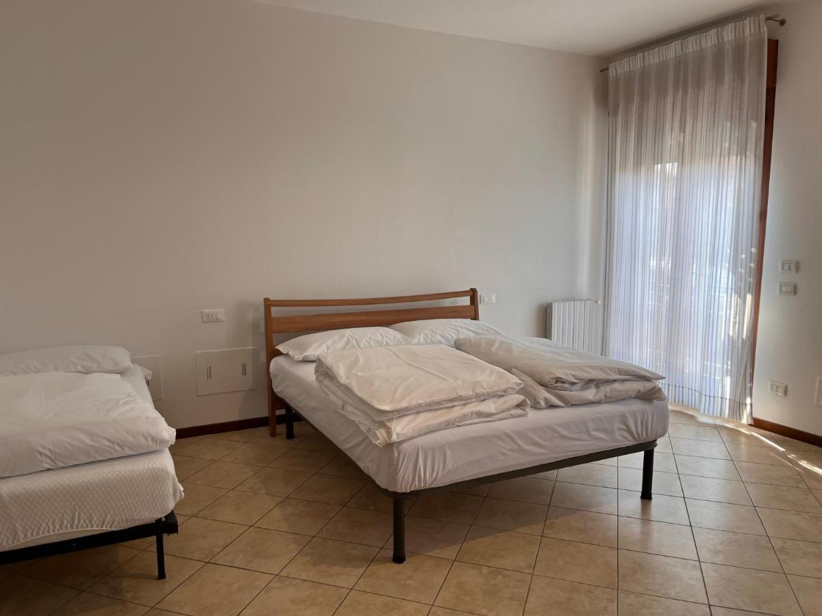 Sebino 11 Lägenhet Peschiera del Garda Exteriör bild