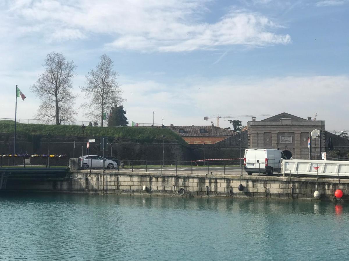 Sebino 11 Lägenhet Peschiera del Garda Exteriör bild